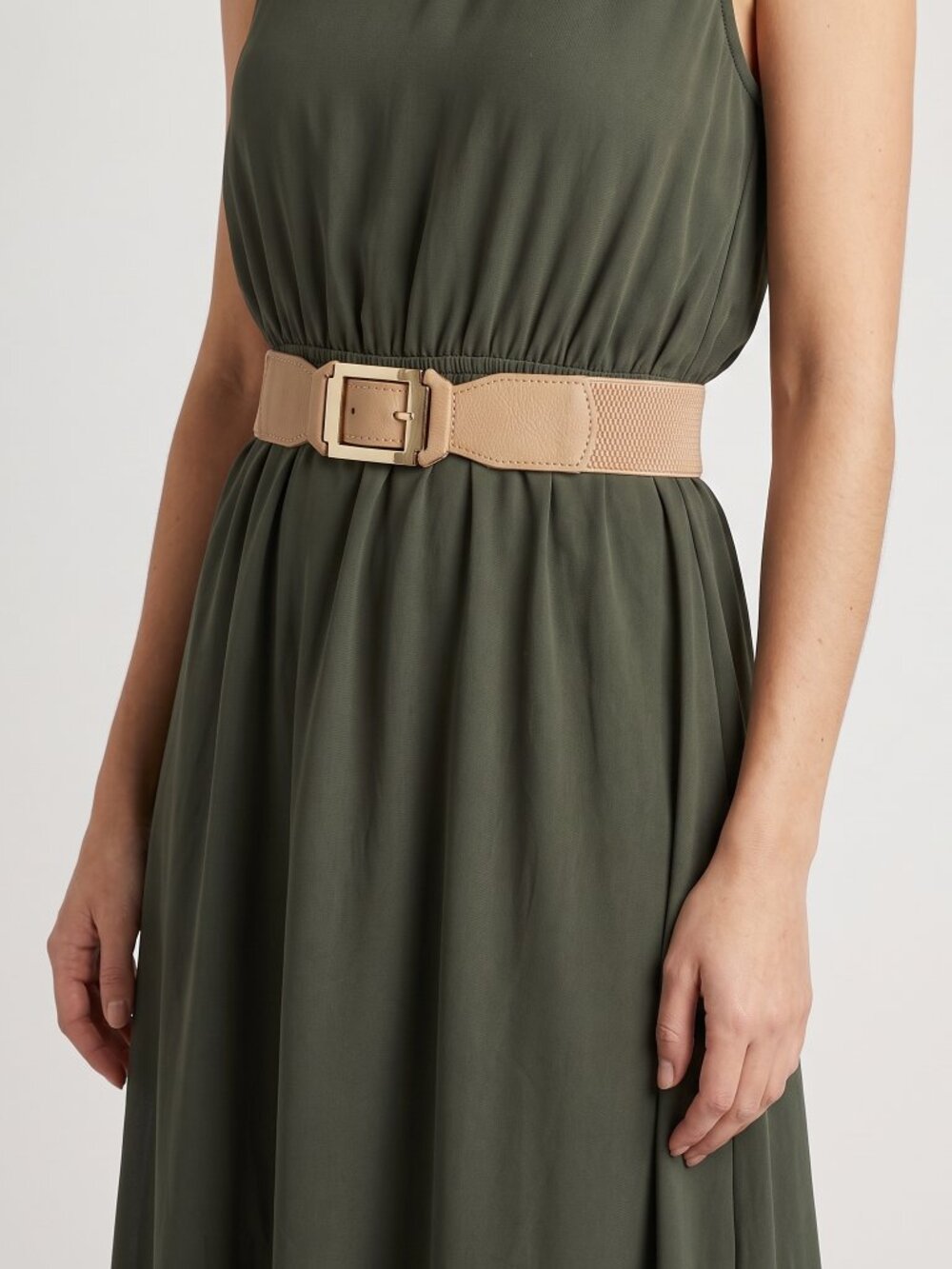 *Women’s Wide Elastic Stretch Waist Belt with Gold-Tone Buckle Accent